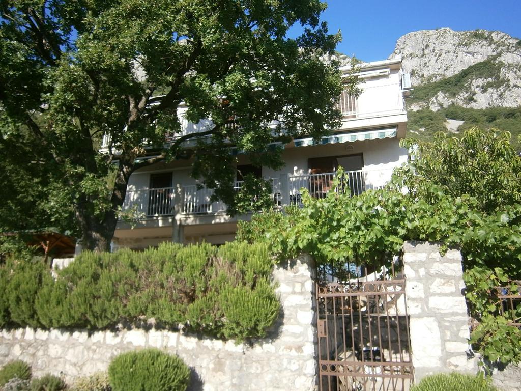 Studios Peric Sveti Stefan Zewnętrze zdjęcie